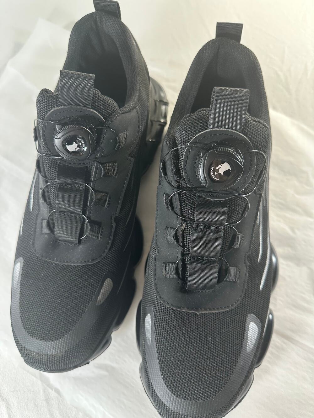 SR Max Men’s Black Slip Resistant Work Sneakers MaxTRAX Dial Lace